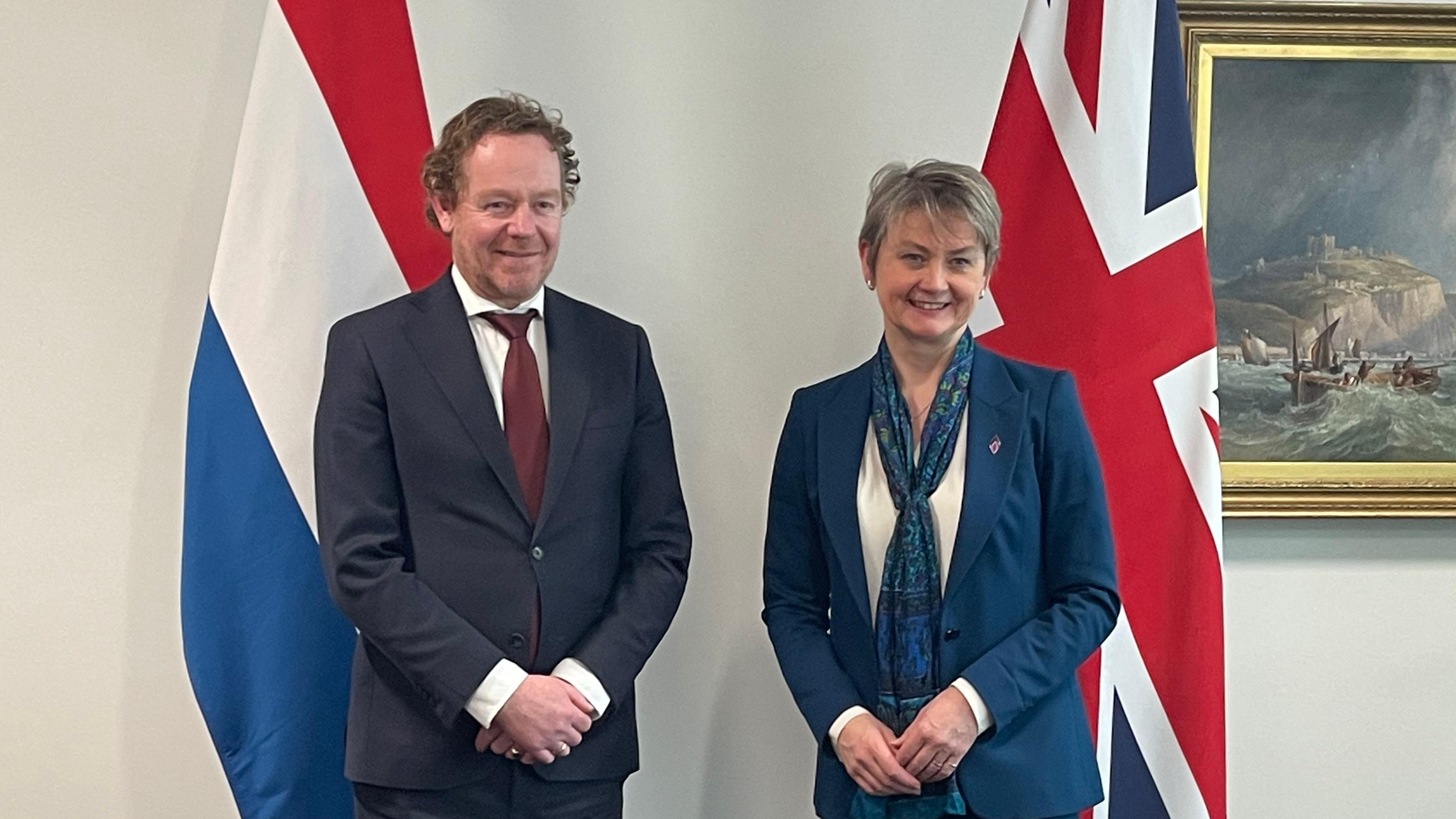 Dutch Minister of Justice and Security David van Weel (R) and UK Home Secretary Yvonne Cooper (L)